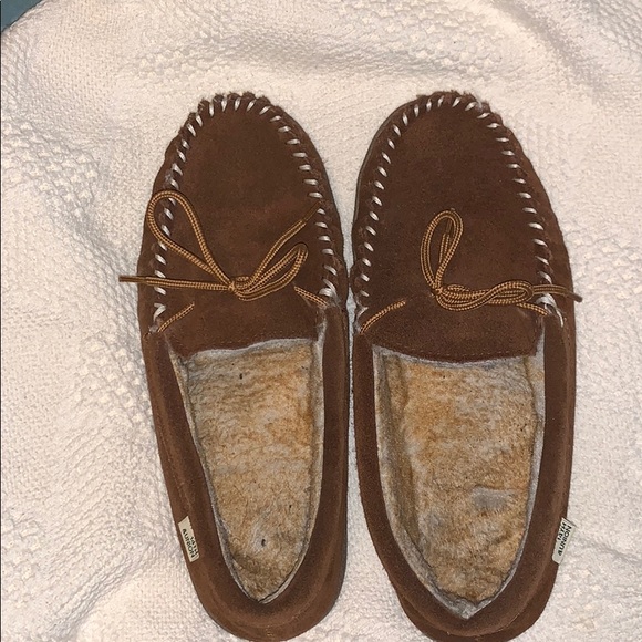 men's fuzzy moccasins